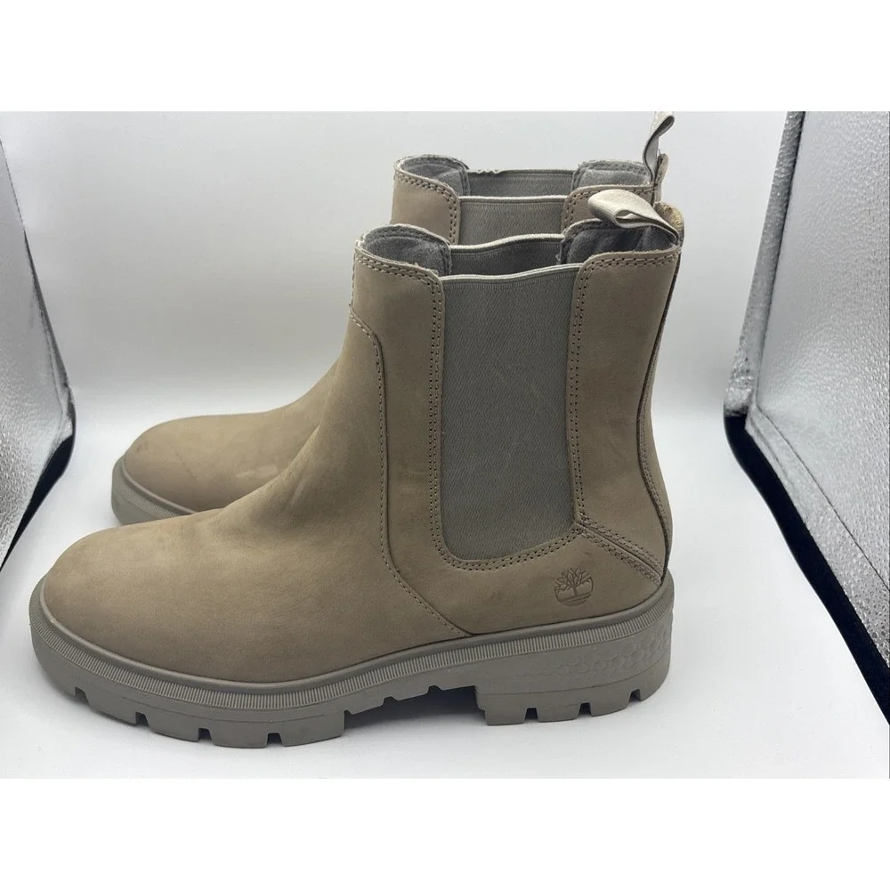 Timberland (A5V9V) Women's Cortina Valley Chelsea‎ boot US Size 9
